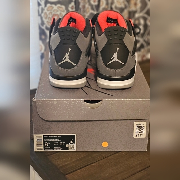 NWT Air Jordan Retro 4 "Infrared" Men's Size 8.5 - Picture 4 of 11